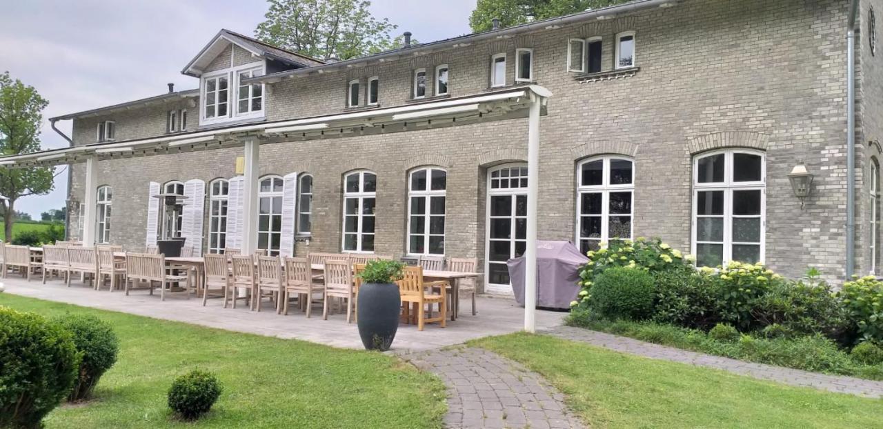 Herrenhaus Gut Neuruppersdorf Timmendorfer Strand Eksteriør billede