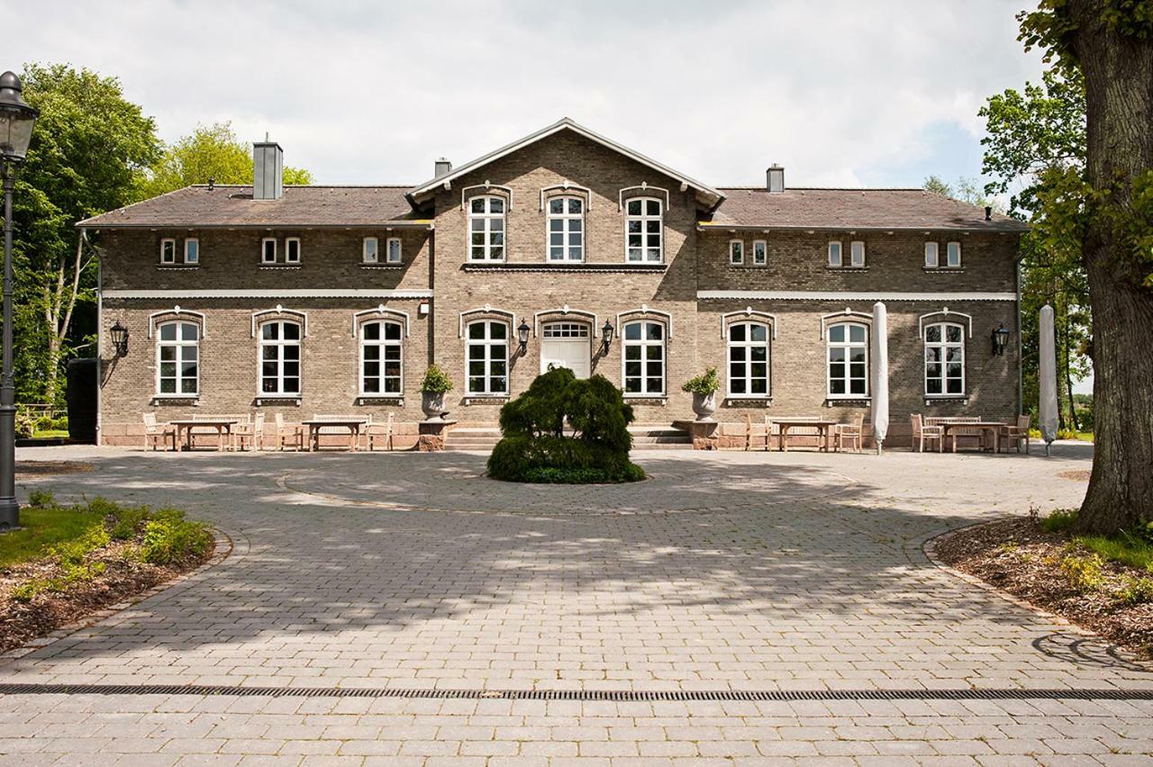 Herrenhaus Gut Neuruppersdorf Timmendorfer Strand Eksteriør billede